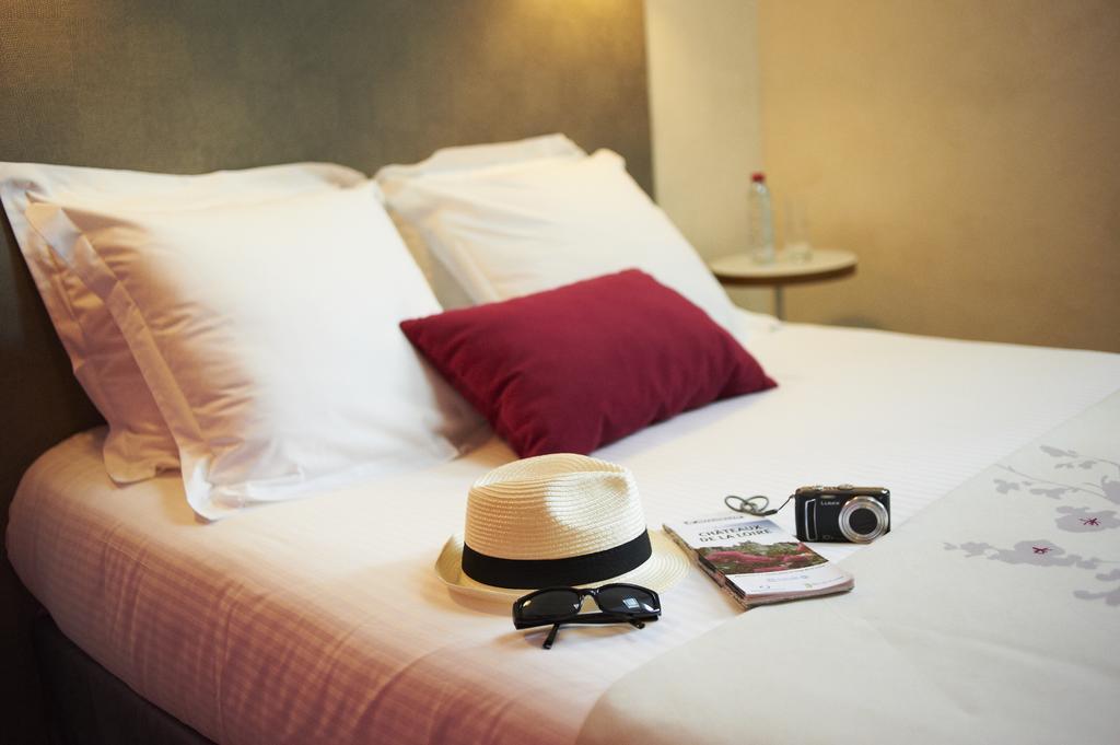 Hotel Restaurant Du Parc Saumur Logis Elegance Δωμάτιο φωτογραφία